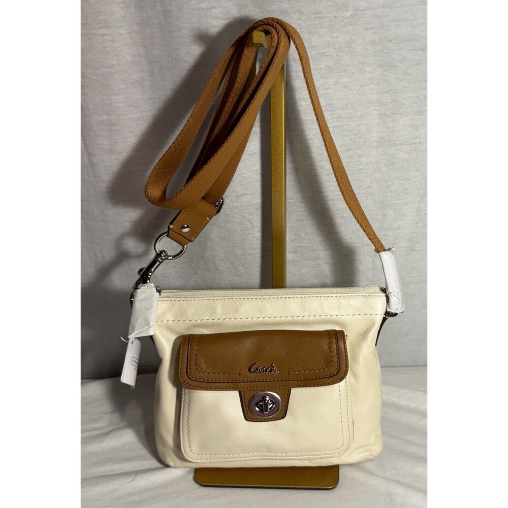 NEW NWT Coach Leather Pocket crossbody Bag Womens Swingpack Purse White Tan
